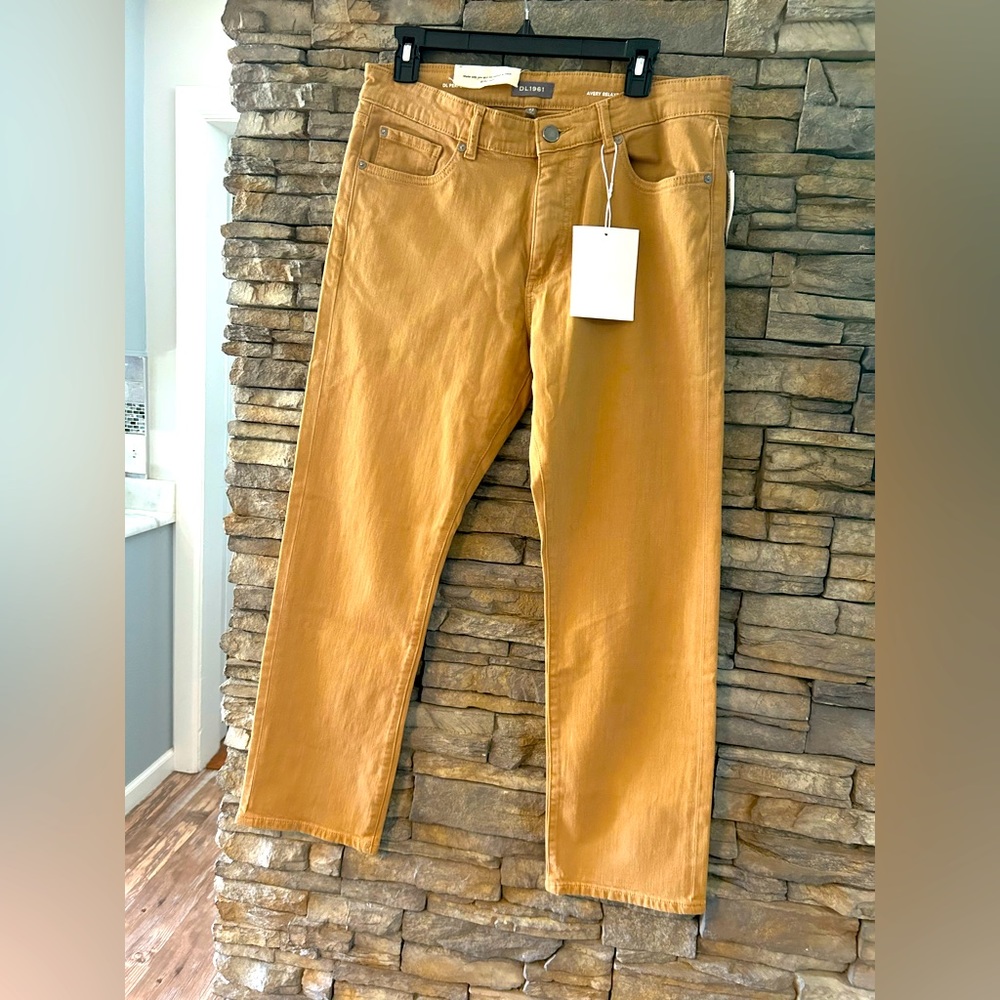 DL 1961 Avery Relaxed Straight Leg Pant Khaki 33x30 New